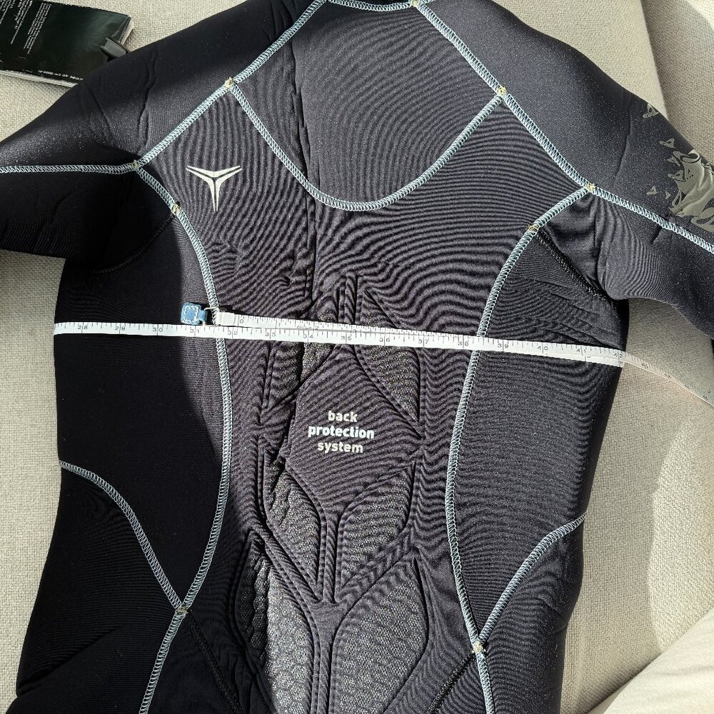 Mares Flexa 8-6-5 Women’s Front Zip Neoprene Wetsuit – Size 8 – Tags Attached - Picture 11 of 12